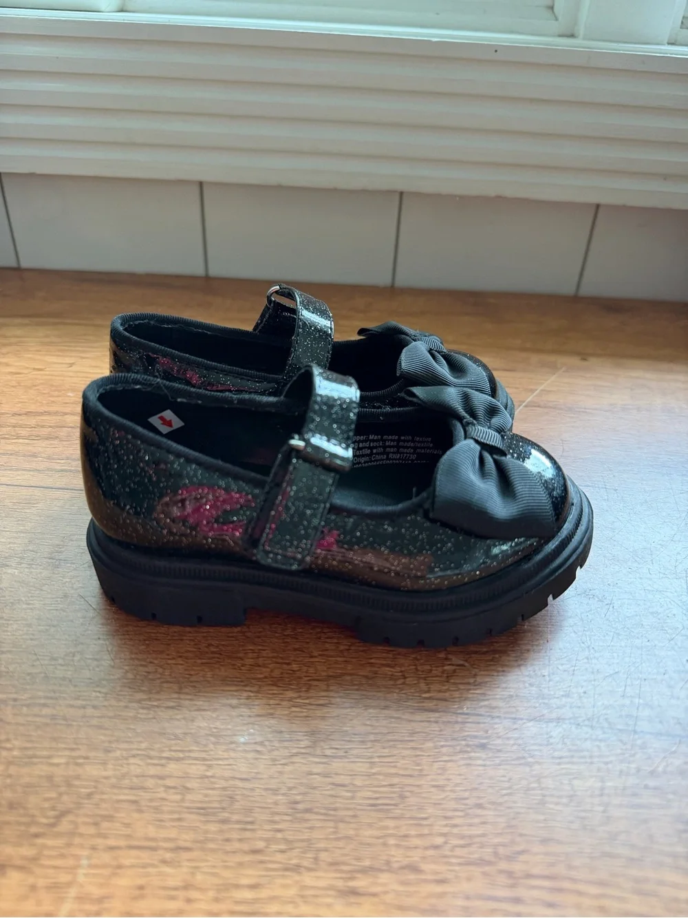 Kids Black Glitter Mary Jane Shoes with Bow